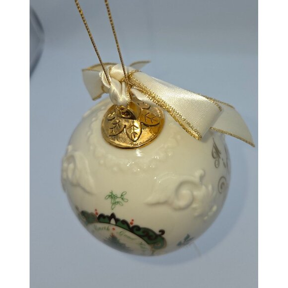 Spode Christmas Tree Millennium Ornament from the year 2000. - Picture 5 of 6